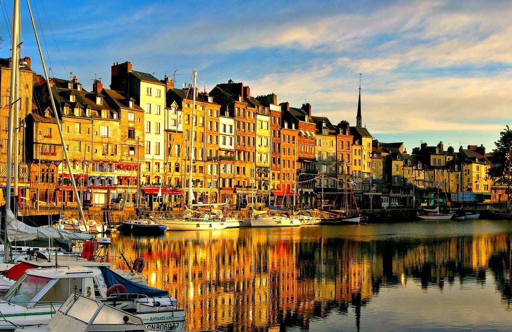 Le Bellevue - Beautiful Sea View Leilighet Honfleur Eksteriør bilde