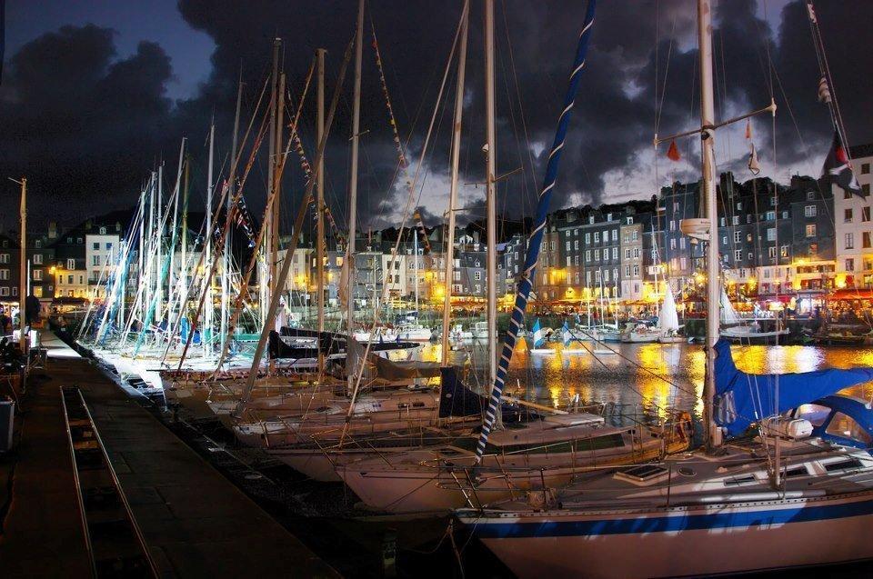 Le Bellevue - Beautiful Sea View Leilighet Honfleur Eksteriør bilde